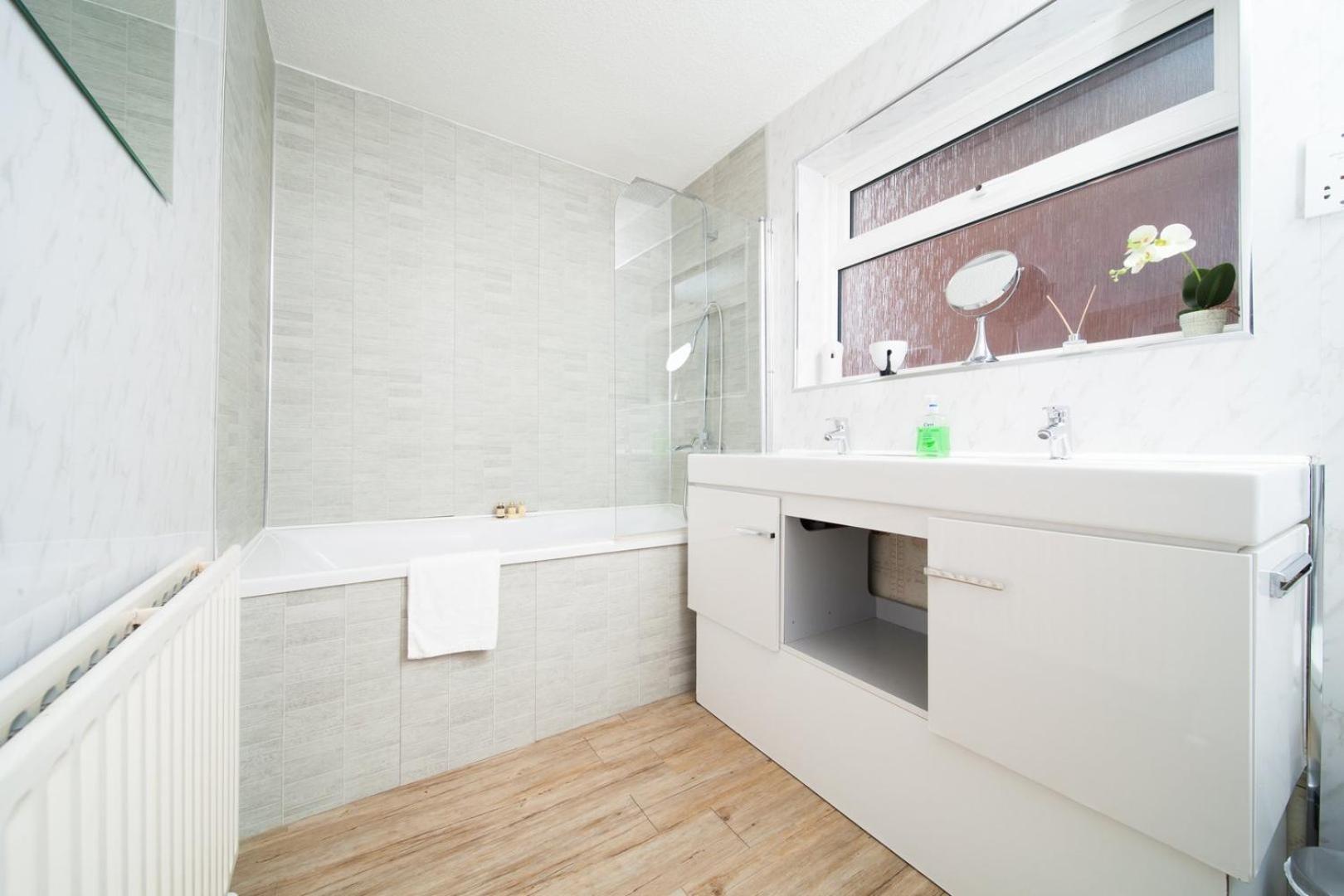 Guestready - Spacious 2Br Flat In Peaceful Hove Apartamento Exterior foto